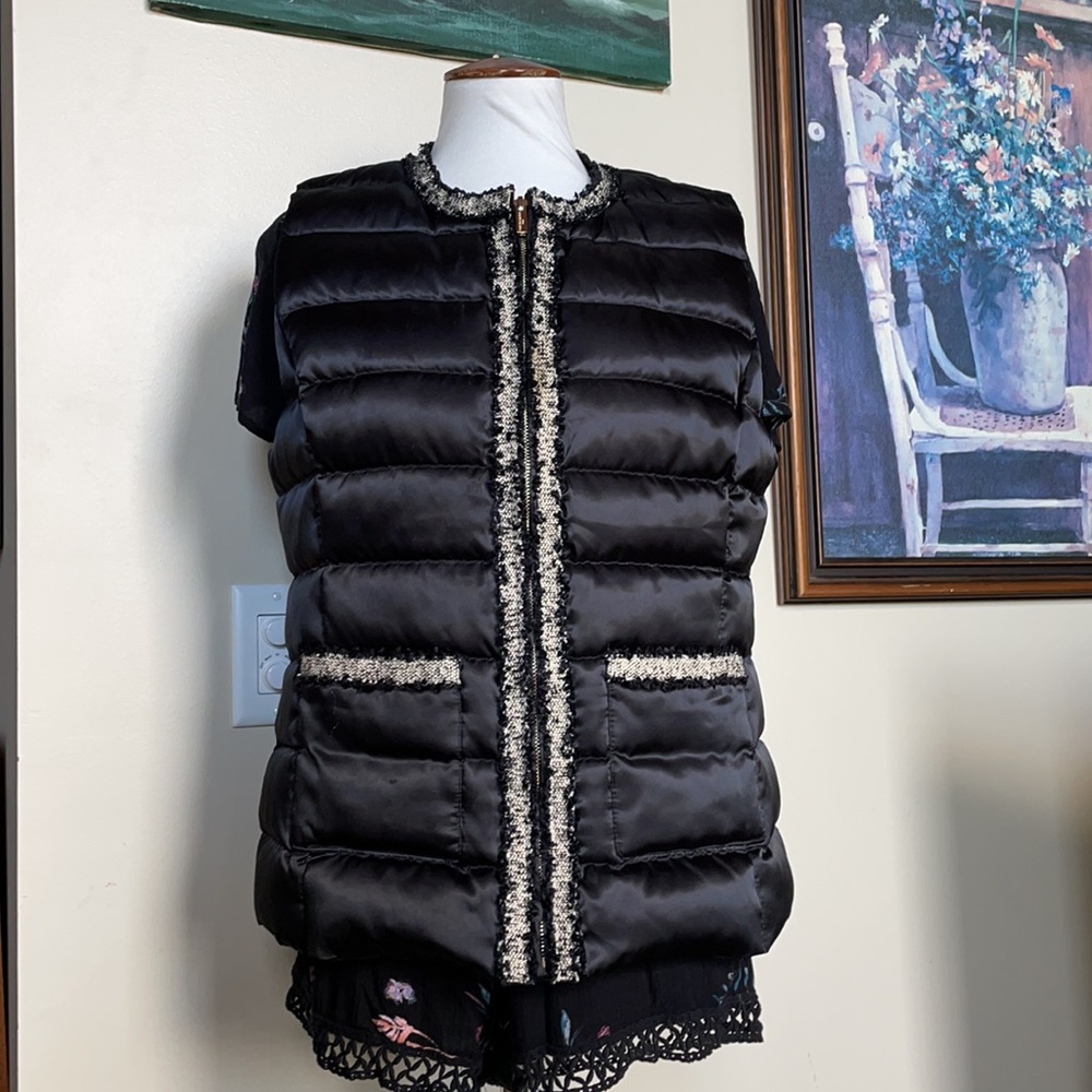 NWOT Karl Lagerfeld Paris puffer vest Large full zip